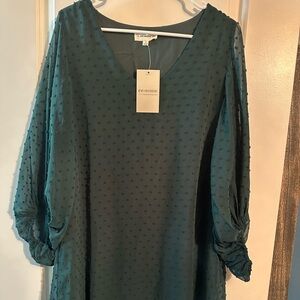 NWT ee:some Green Dress – Size Small – Boutique Spring/Summer